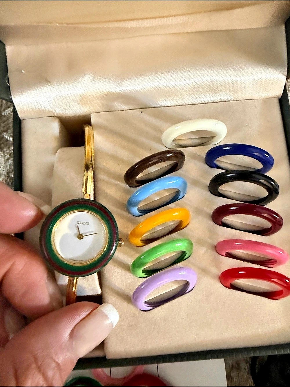 Gucci 11/12.2 Interchangeable Bezel Watch Set Green & Gold - Picture 2 of 2